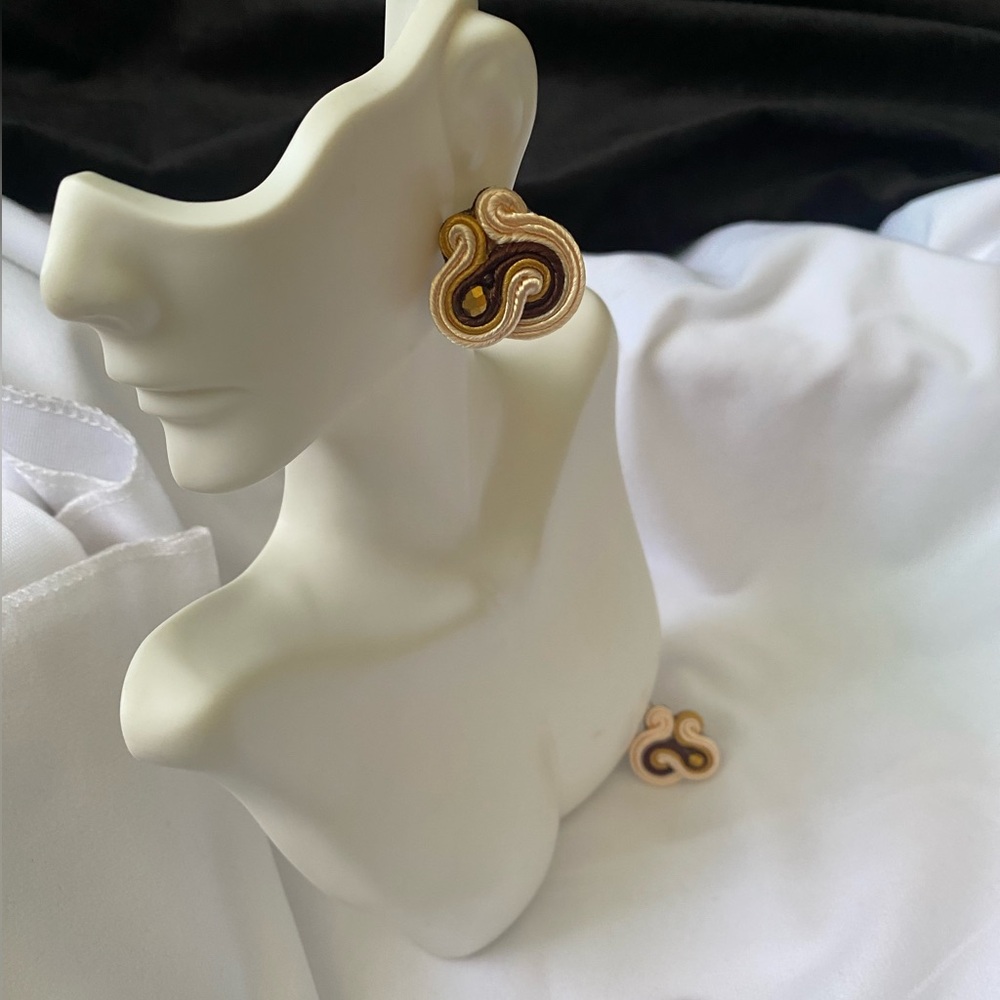 Elegant Gold and Black Earrings